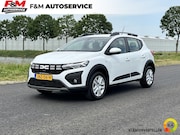 Dacia Sandero - 1.0 TCe 90 Comfort Automaat, Airco, cruise, carplay, pdc ach