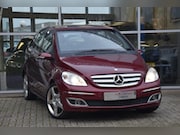 Mercedes-Benz B-klasse - 180 CDI Aut. Xenon Airco Pdc AMG LM-Velgen 1ste Eigenaar