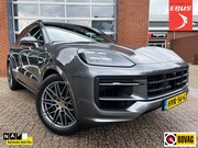 Porsche Cayenne - 3.0 E-Hybrid Trekhaak / Pano / Stoelventilatie / Stuurverwar