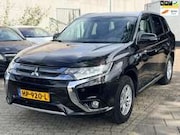 Mitsubishi Outlander - 2.0 PHEV Executive Edition Bj:2015 Camera Navi Par
