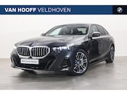 BMW 5-serie - 550e xDrive M Sport Automaat / Trekhaak / Adaptief onderstel