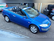 Renault Mégane - Megane 2.0 16V Luxe TIMINGBELT BROKEN