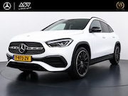 Mercedes-Benz GLA-Klasse - 250 e AMG Line | Trekhaak | 20" Multispaaks AMG Velgen | Nig