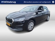 Skoda Fabia - 1.0 TSI Ambition LM 15" , LED koplampen, cruise control
