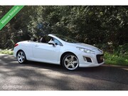 Peugeot 308 - CC 1.6 THP Féline | NAP | Stoelverwarming