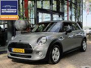 MINI One - 5-Deurs 1.5 First | Navigatie | Airconditioning | Licht meta