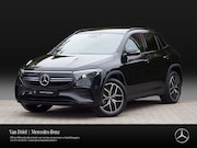Mercedes-Benz EQA - 250 AMG Line 67 kWh | Distronic Panorama Trekhaak
