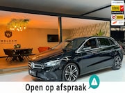 Mercedes-Benz B-klasse - 180 Business Solution|Matrix LED|MBUX|Virtual Cockpit|Half L