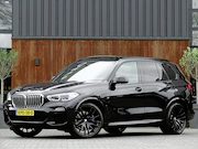BMW X5 - 45e 394PK M Sport Individual / Skylounge / Alcantara / Laser