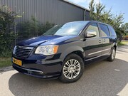 Chrysler Town and Country - 3.6 V6 / AUTOMAAT / STOW N GO / 7 PERSOONS / DVD / NAVI / CR