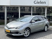Toyota Auris - Touring Sports 1.8 Hybrid Aspiration Plus | Facelift, Parkee