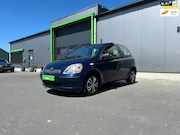 Toyota Yaris - 1.3-16V VVT-i Sol|Betrouwbare & Zuinige 3-Deurs Hatchback |