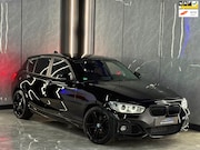 BMW 1-serie - 118i Executive | Automaat | LED | 18” M-Sport Velgen | M Pak