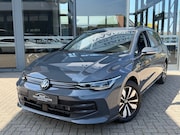 Volkswagen Golf - 1.5 ETSI LIFE BNS.150PK AUTOMAAT LMV NAVI CARPAY WINTERPACK
