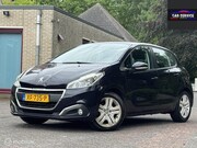 Peugeot 208 - 1.2 PureTech Signature/NAP/APK/PDC/NAVI/CARPLAY