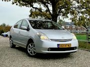 Toyota Prius - 1.5 VVT-i Tech Edition | Keyless + Camera + Cruise Nu € 3.97