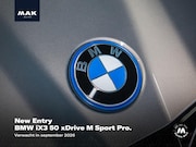 BMW iX3 - 50 xDrive M Sport Pro , pano, tr.haak, H/K, 22", HUD, ACC, p