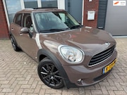MINI Countryman - Mini 1.6 One Chili / Pano / PDC / 17 inch / Stoelverwarming