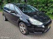 Ford S-Max - 2.0 I Titanium Airco Navigatie Distributie defect