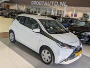 Toyota Aygo - 1.0 VVT-i x-play Airco, Cruise Control, Stuurbekrachtiging