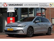 Volkswagen Golf - Variant 1.0 eTSI Aut. *Life* | Trekhaak | Carplay | Adaptive