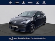 Volkswagen ID.3 - First Plus 58 kWh 204pk | Camera | IQ light | Stoelverwarmin