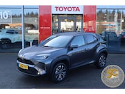 Toyota Yaris Cross - 1.5 HYBRID 115 FIRST EDITION STOEL/STUUR/VOORRUITVERWARM. P-