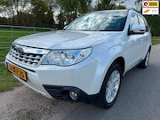 Subaru Forester - 2.0 XS Premium AUTOMAAT|top onderhouden|navigatie|trekhaak