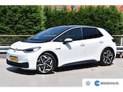 Volkswagen ID.3 - First Plus 58 kWh 204PK | CAMERA | STUUR+STOELVERW. | APP. C