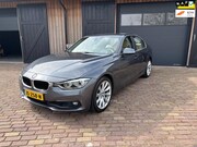 BMW 3-serie - 330e, HYBRIDE, LEER , NAVI , TREKHAAK, DUBBELSET WIELEN MET 