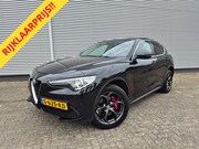 Alfa Romeo Stelvio - 2.0 T AWD maat, panoramadak, trekhaak, cruise, navigatie, ac