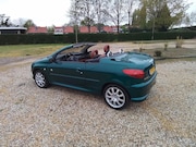 Peugeot 206 - CC 2.0-16V Roland Garros NL auto met NAP KM 162 000. Zeer lu