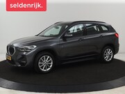 BMW X1 - sDrive20i Executive | Sportstoelen | Head-Up | Full LED | Na