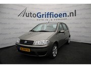 Fiat Punto - 1.4-16V Young zeer nette 5-deurs met NAP