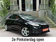 Ford Fiesta - 1.6 ST2 182Pk Navi Camera Leder Cruise Climate Ctr Stoelverw