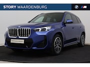 BMW X1 - xDrive30e M Sport Automaat / Sportstoelen / Head-Up / Parkin