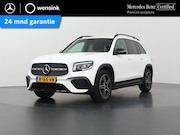 Mercedes-Benz GLB-Klasse - 180 AMG Line | Night | Widescreen | Stoelverwarming | Achter
