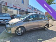 Toyota Yaris - 1.5 HYBRID LEASE • NAVIGATIE • CRUISE CONTROL •