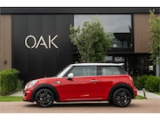 MINI John Cooper Works - 3-Deurs 1.5 | JCW-Trim | Navigatie | Panorama | H&K | PDC | 