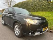Mitsubishi Outlander - 2.0 PHEV X-Line - Navi - Camera - PDC