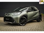 Toyota Aygo X - 1.0 VVT-i S-CVT Premium | CarPlay | Clima | Navi | DAB | Two