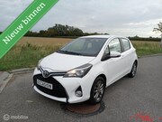 Toyota Yaris - 1.3 VVT-i Aspiration camera boekjes