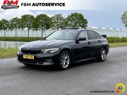 BMW 3-serie - 320i High Executive Keyless, clima, stoelverwarming, pdc, cr