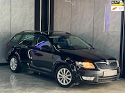 Skoda Octavia - 1.2 TSI Greentech Ambition Businessline |2e Eignr|Navi|Park
