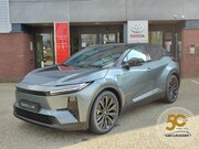 Toyota C-HR - EXECUTIVE AWD 77KWH NIEUW DIRECT LEVERBAAR! PANODAK JBL-AUDI