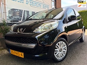 Peugeot 107 - 1.0-12V Urban Move|Airco|Cv|5-drs|