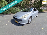 Peugeot 307 - 2.0-16V Oxygo NETTE CABRIO RIJDT EN SCHAKELT GOED