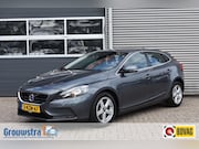 Volvo V40 - 1.6 D2 MOMENTUM / AFN. HAAK / PDC / CRUISE / NAV
