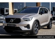 Volvo XC40 - 2.0 B4 Plus Dark | Trekhaak | Park assist | Stuur- stoelverw