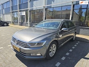 Volkswagen Passat - 1.6 TDI Comfortline Business